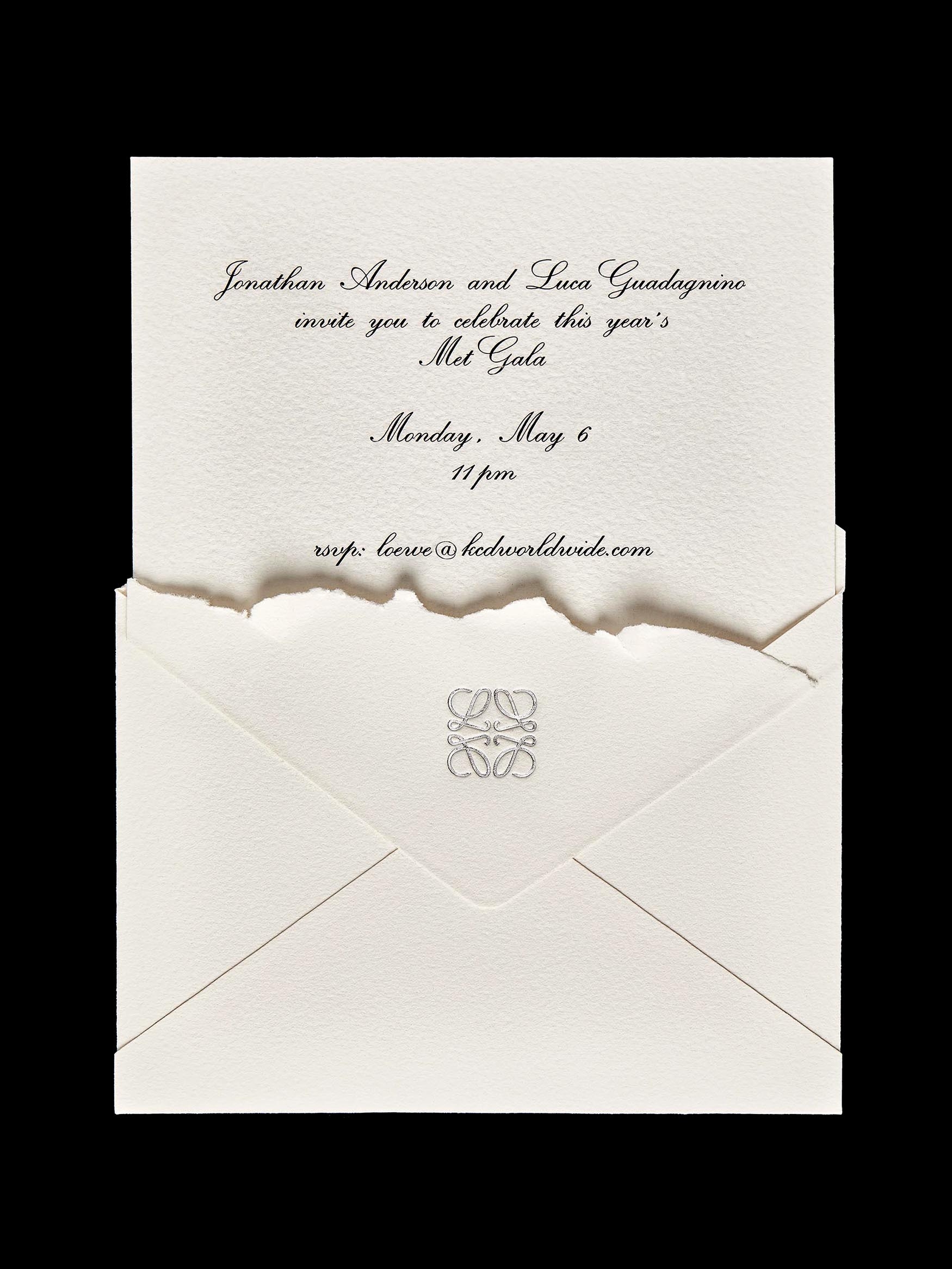 Loewe FW24 + Met Gala invite - © Helios Capdevila